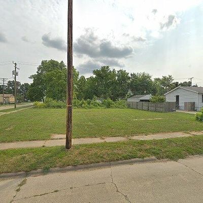 21408 Woodside Ave, Ferndale, MI 48220