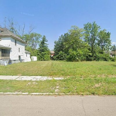 228 Geneva, Vacant, Highland Park, MI 48203