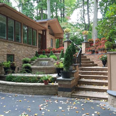 20 Indian Creek Rd, Holmdel, NJ 07733