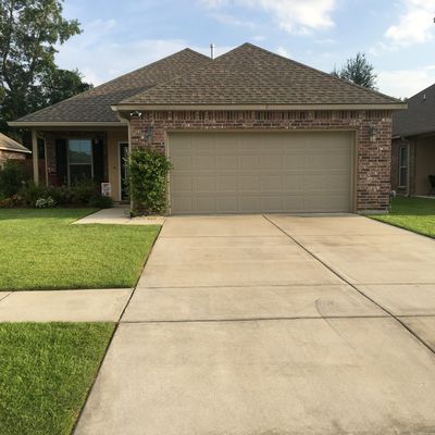 217 Moss Bluff Dr, Lafayette, LA 70507