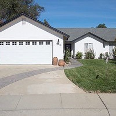 1312 Empress Ln, Redding, CA 96002