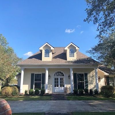 104 Bonner Dr, Lafayette, LA 70508