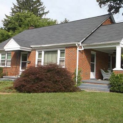 213 Crown St, Berryville, VA 22611