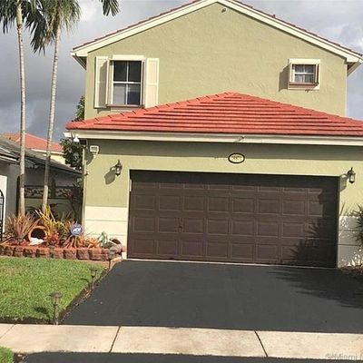 18871 Nw 22 Nd St, Pembroke Pines, FL 33029