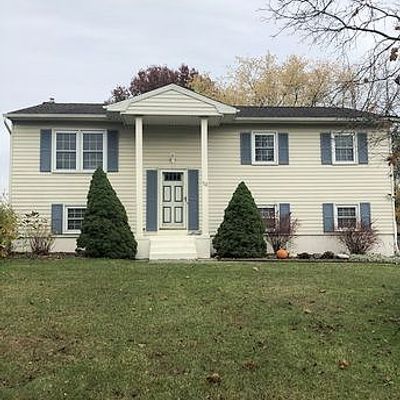 13 Debbie Ct, Albany, NY 12205