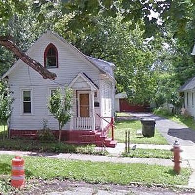 1401 E 61 St St, Cleveland, OH 44103