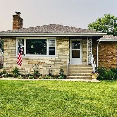 2318 Dodge Ave, Waukegan, IL 60085