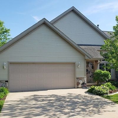 66 Hillside Cir, Fond Du Lac, WI 54937