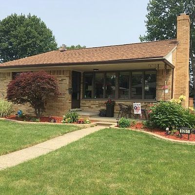 8291 Francine St, Warren, MI 48093