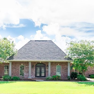 211 Merlot Dr, Lake Charles, LA 70611