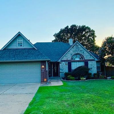 3512 S Christine Ln, Sand Springs, OK 74063