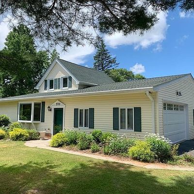 570 Summit Ave, Franklin Lakes, NJ 07417