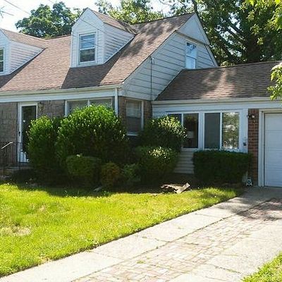 826 Monroe St, West Hempstead, NY 11552