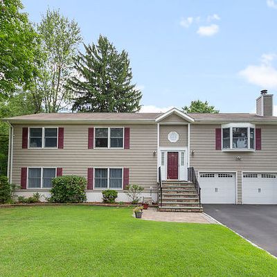 28 Park St, Roseland, NJ 07068