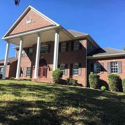 1240 Old Scottsville Rd, Bowling Green, KY 42103