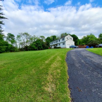 1031 Barley Sheaf Rd, Flemington, NJ 08822