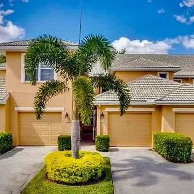 28141 Donnavid Court, Bonita Springs, FL 34135