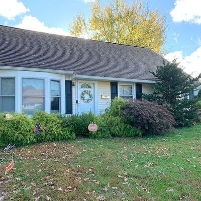 34 Richmond Rd, Edison, NJ 08817