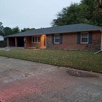 3 Hackberry Dr, Sikeston, MO 63801