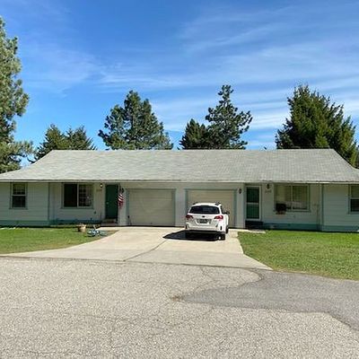 300 Mcavoy Rd, Newport, WA 99156