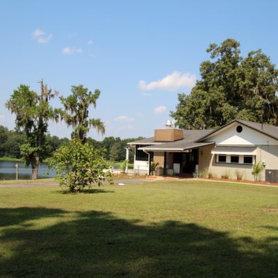 4923 Pikes Pond Rd, Lake Park, GA 31636