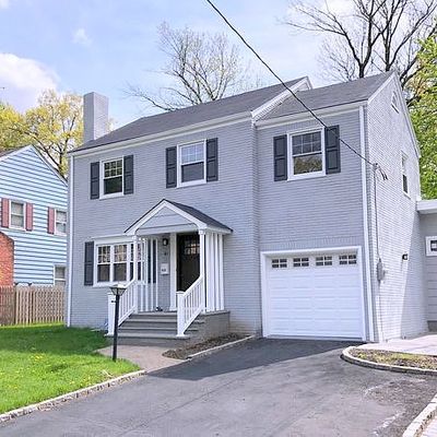 41 Dean St, Madison, NJ 07940