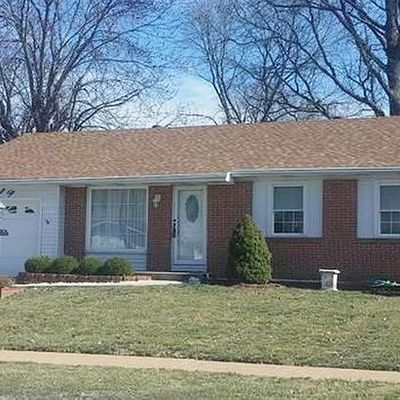 4310 Marseille Dr, Saint Louis, MO 63129