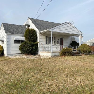 62 Hillcrest Ave, Edison, NJ 08817