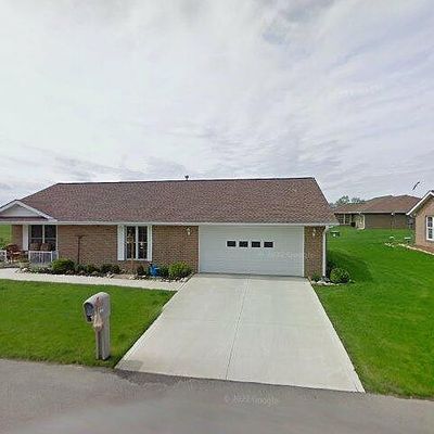 654 Elaine Dr, West Jefferson, OH 43162