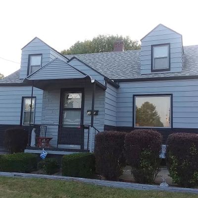 588 12 Th St, Campbell, OH 44405