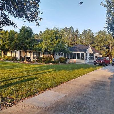 888 Shady Tree Cir, Alapaha, GA 31622