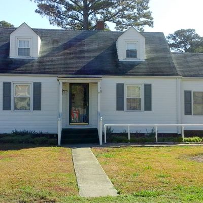 8 Maurice Ave, Portsmouth, VA 23701