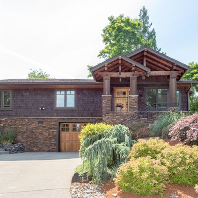 821 4 Th St, Kirkland, WA 98033