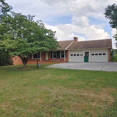 115 Ash Drive Southeast, Christiansburg, VA 24073