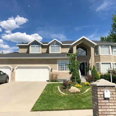 10043 S Lindsay Wood Ln, Sandy, UT 84092