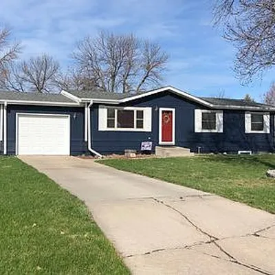 1404 Dodd Street, Wood River, NE 68883