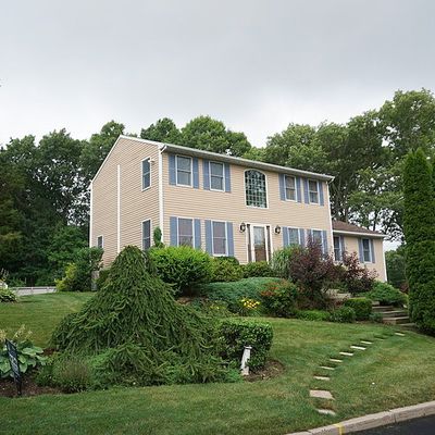 114 Rome Dr, Cranston, RI 02921