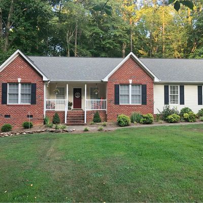 6721 Hunt Rd, Pleasant Garden, NC 27313