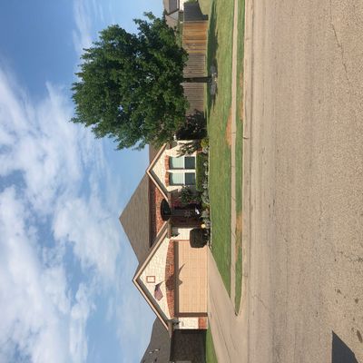 8821 Kiowa Dr, Greenville, TX 75402