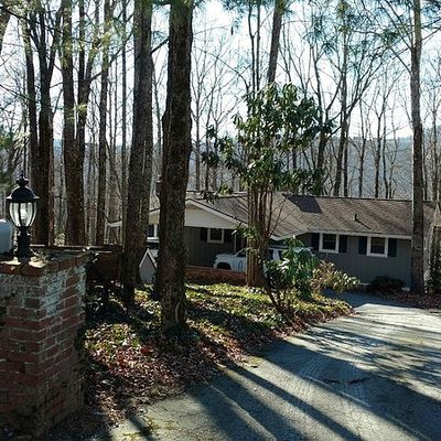 610 Whetstone Gap Rd, Lake Toxaway, NC 28747