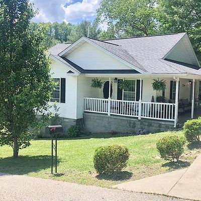 47 Mooretown Hill Road, Beattyville, KY 41311