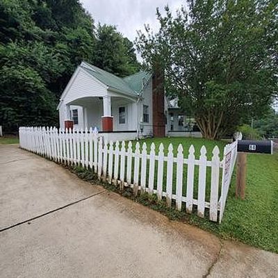 84 Logan St, Ellijay, GA 30540