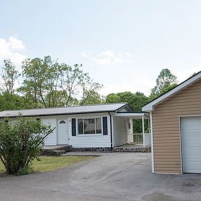 305 Maple View Rd, Bluefield, WV 24701