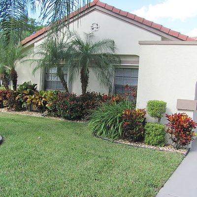 5526 Parkwalk Cir E, Boynton Beach, FL 33472