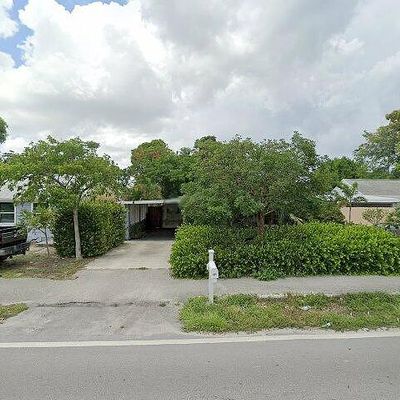 1039 Miner Rd, Lantana, FL 33462