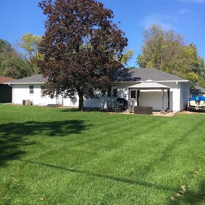 327 W Tyler Ave, Eau Claire, WI 54701