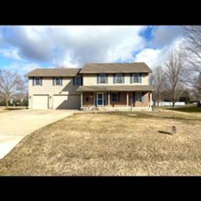 2795 Stone Ridge Dr, Kankakee, IL 60901