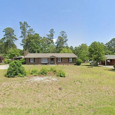 823 E Donaldson Ave, Raeford, NC 28376