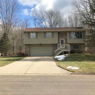 12688 Dundee Dr, Grand Ledge, MI 48837