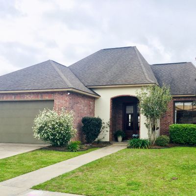 213 Saint Martinique Ln, Lafayette, LA 70508